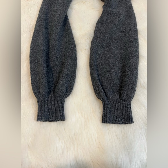 Madswell Boatneck Button-Shoulder
Sweater-Dress color grey Size L - Picture 14 of 14